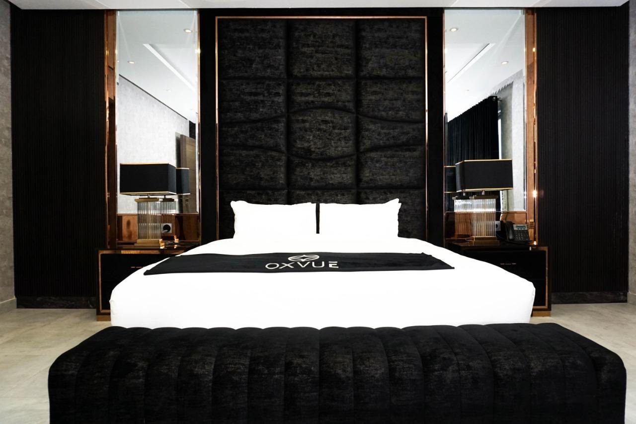Suite 7